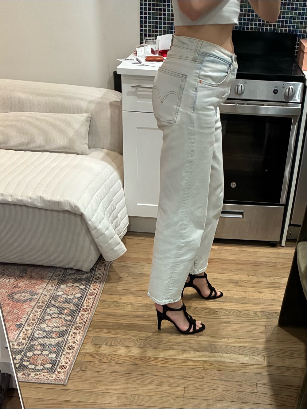 White High-Rise Straight Leg Jeans - Women's